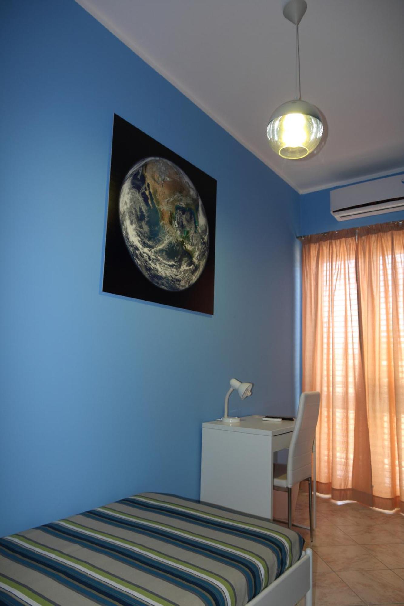 Kosmos Bed & Breakfast Syracuse