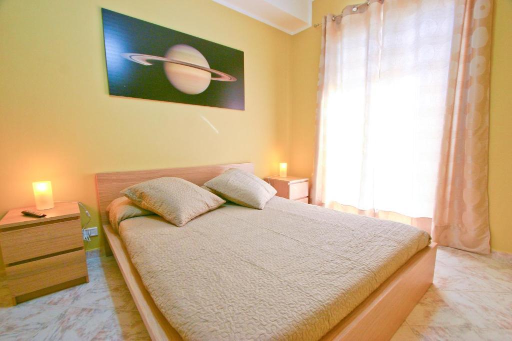 Kosmos Bed & Breakfast 3*